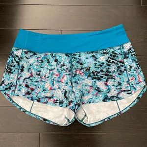 Lululemon Blue Speed-Up Short 4” inseam size 10
